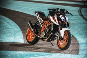 Ktm 1290 super duke 2017 hotsell